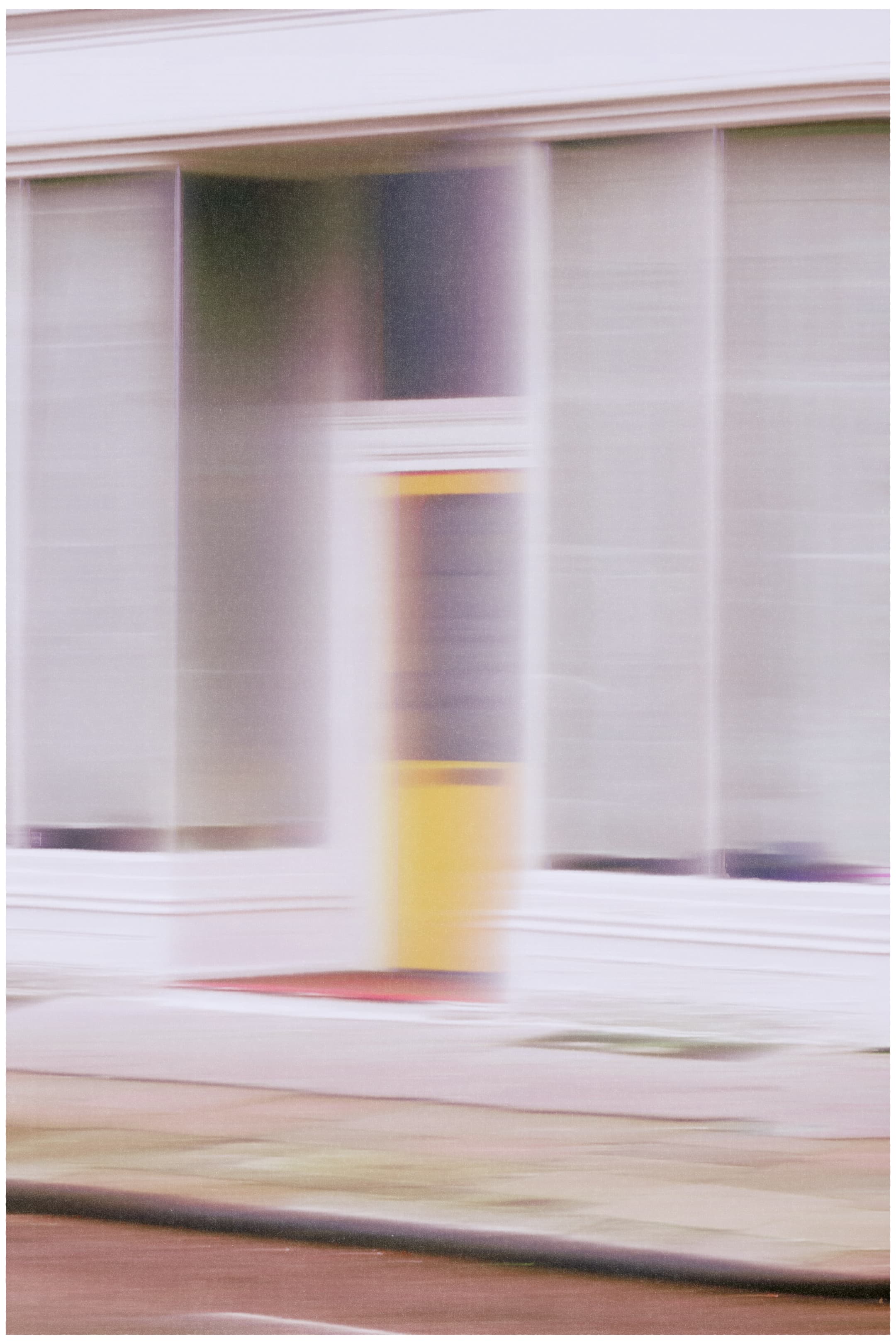 Light Streaks preset example 5 with color-shifted blur